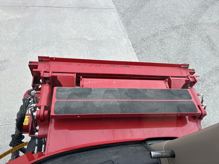 2024-case-ih-8250-image-106