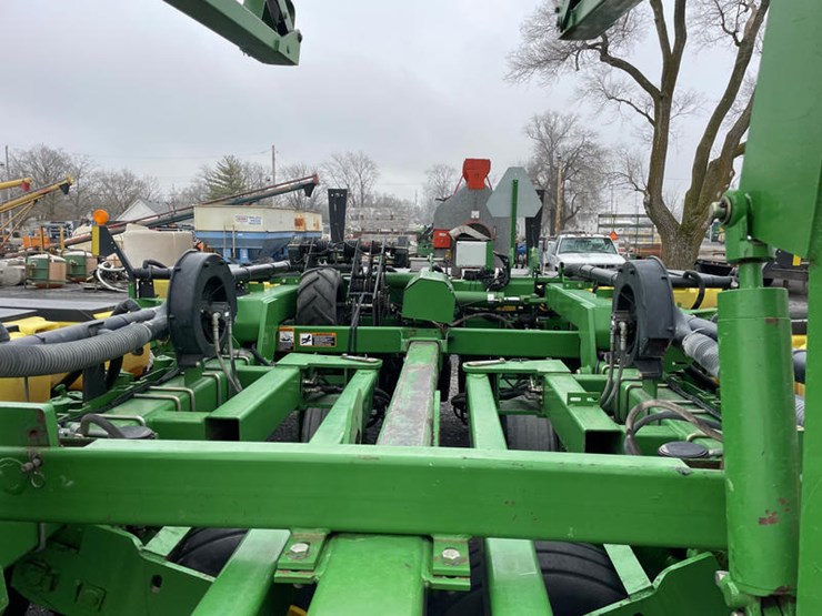 john-deere-1780-image-12