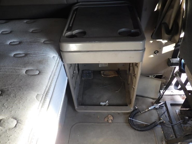 2006-international-9400-image-49