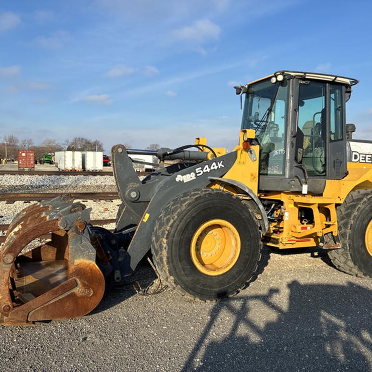2011 DEERE 544K