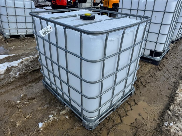 water-tank-tote-image-2