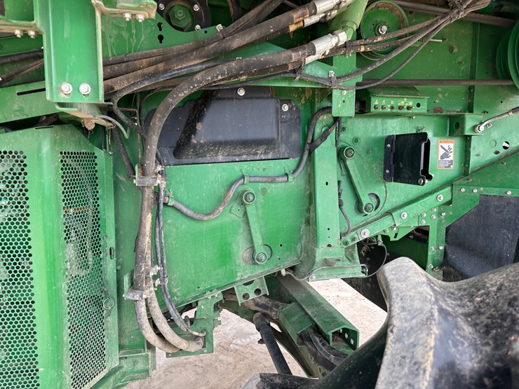 2020-john-deere-s770-image-47