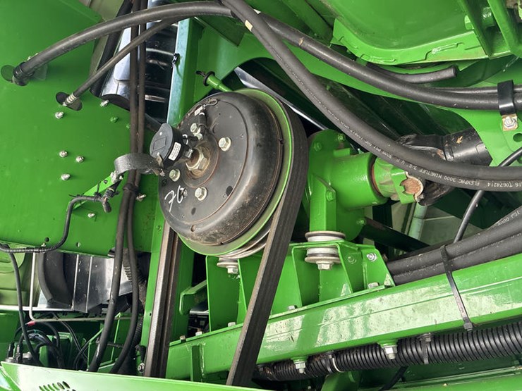 2015-john-deere-s670-image-49