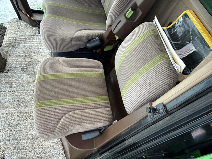 2011-john-deere-9670-sts-image-101