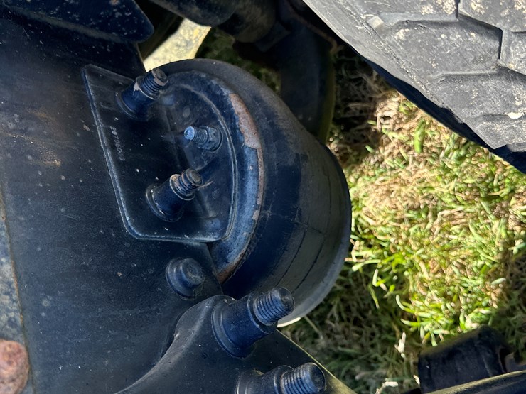 #40057-•-2001-freightliner-century-classic-s/t-t/a-daycab-truck-tractor-1fujbbbg41lh91794-image-21