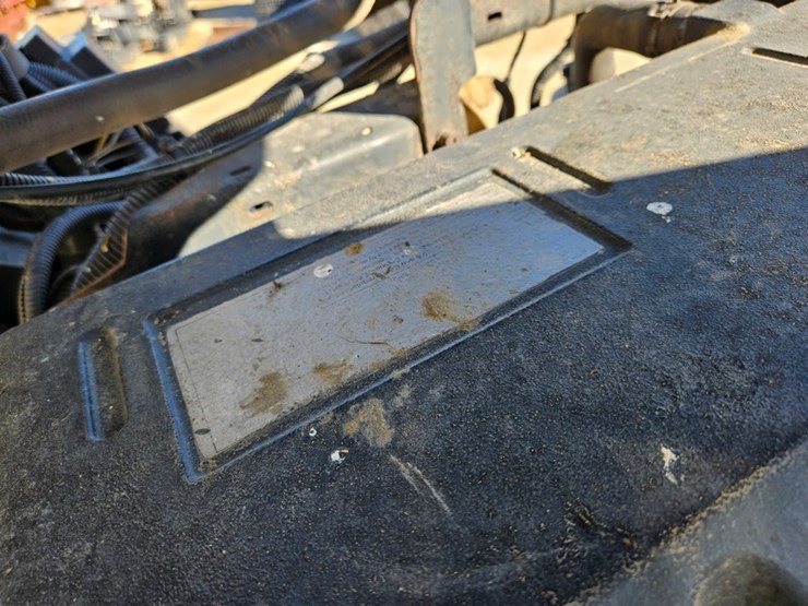 2011-peterbilt-386-image-21