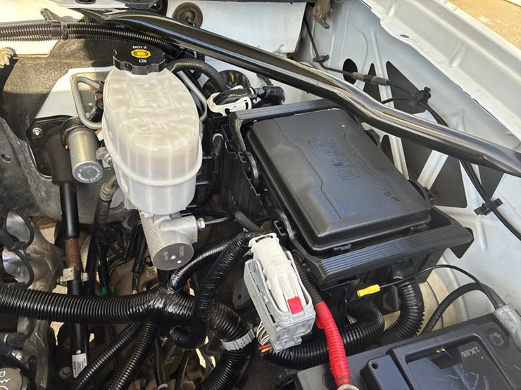 2019-chevrolet-2500-image-43