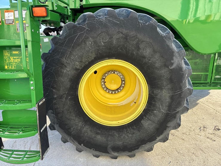 2021-john-deere-s770-image-34