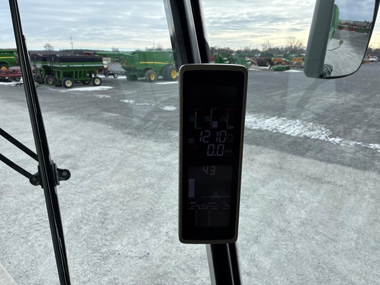 2013-john-deere-s690-image-104