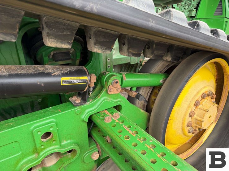 2014-john-deere-8310rt-image-46