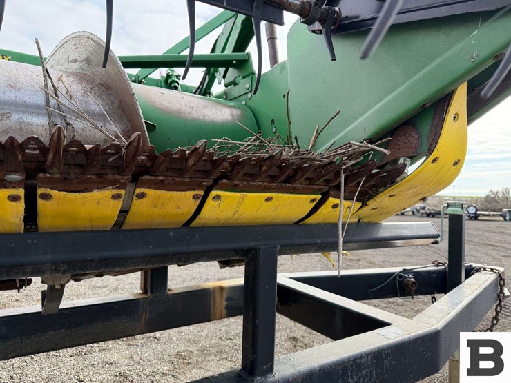 2009-john-deere-635f-image-43