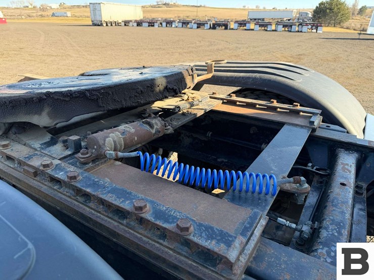 1986-freightliner-flc112-image-30