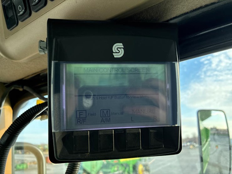 2009-john-deere-9570-sts-image-105