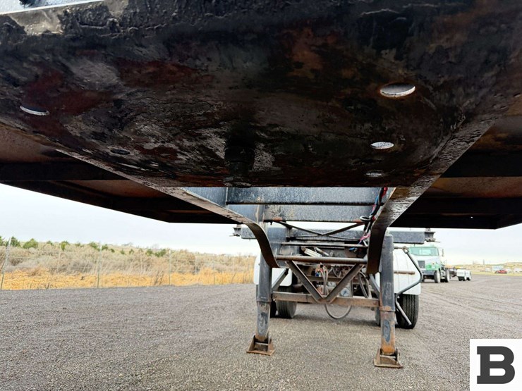 2011-dionbilt-dbnsl-220ar-chassis-trailer-image-12