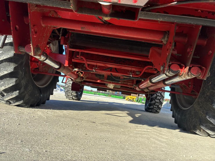 2008-case-ih-2588-image-29