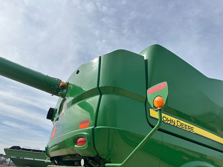 2020-john-deere-s770-image-41
