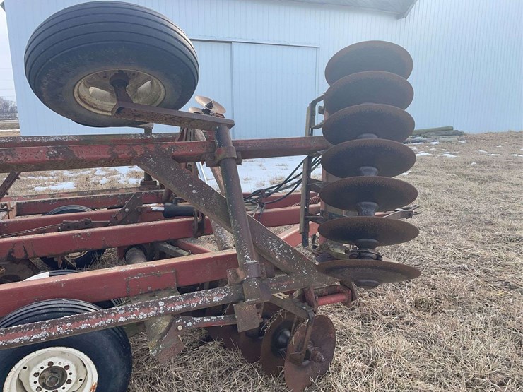 international-490-image-12