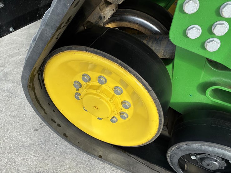 2023-john-deere-9rx-590-image-59