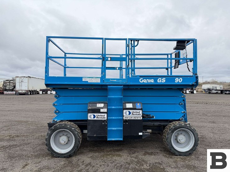 genie-gs-4390-scissor-lift-image-6
