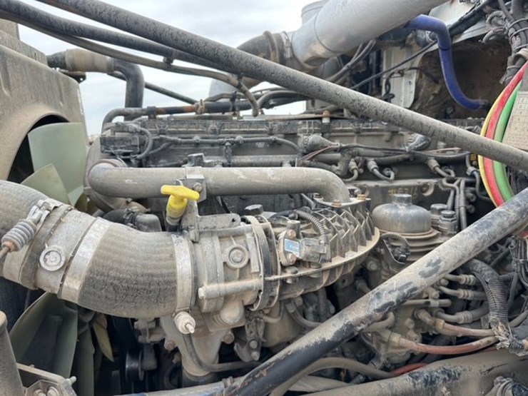 2018-western-star-4900-image-18