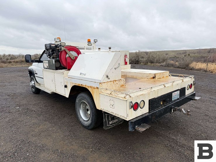 2001-dodge-ram-3500-image-3