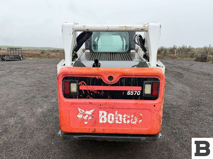 2013-bobcat-s570-image-4
