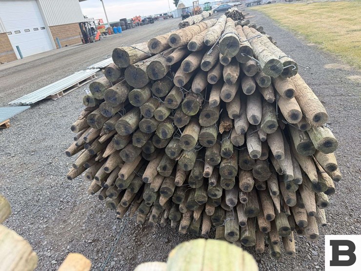 8'-pressure-treated-posts-image-4