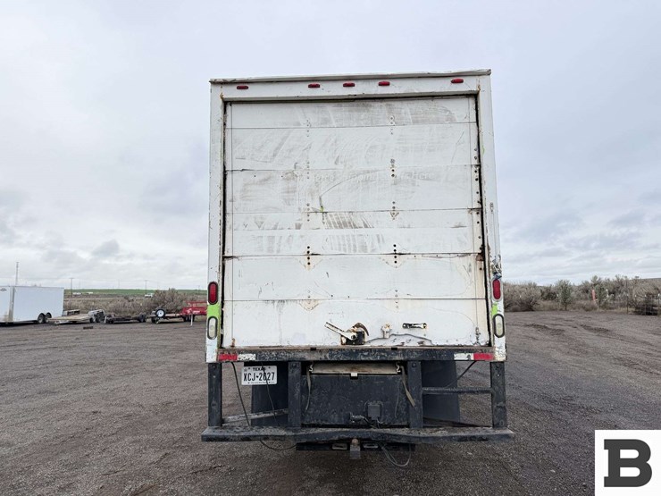 2006-international-durastar-4300-image-4