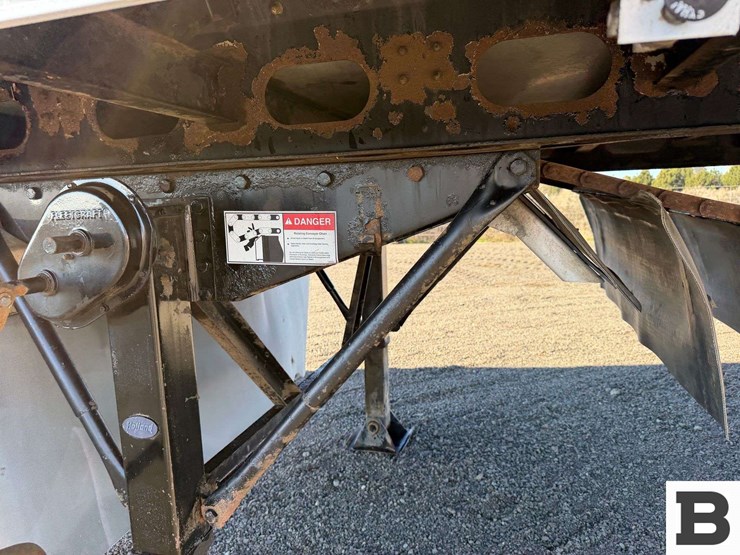 2015-valley-trailer-image-17