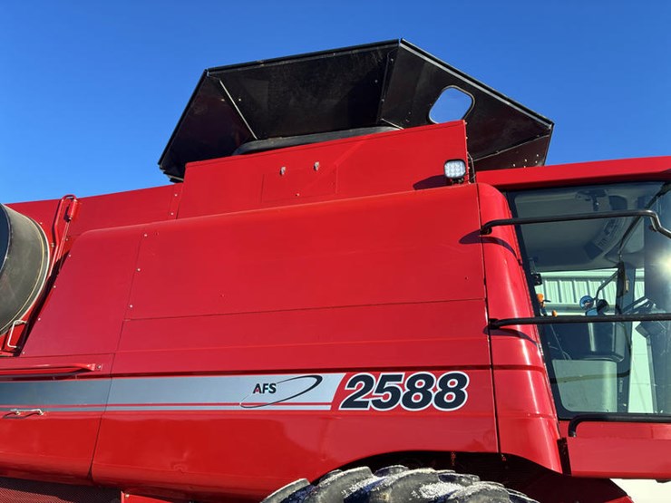 2008-case-ih-2588-image-14