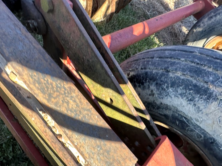 case-ih-3900-image-9