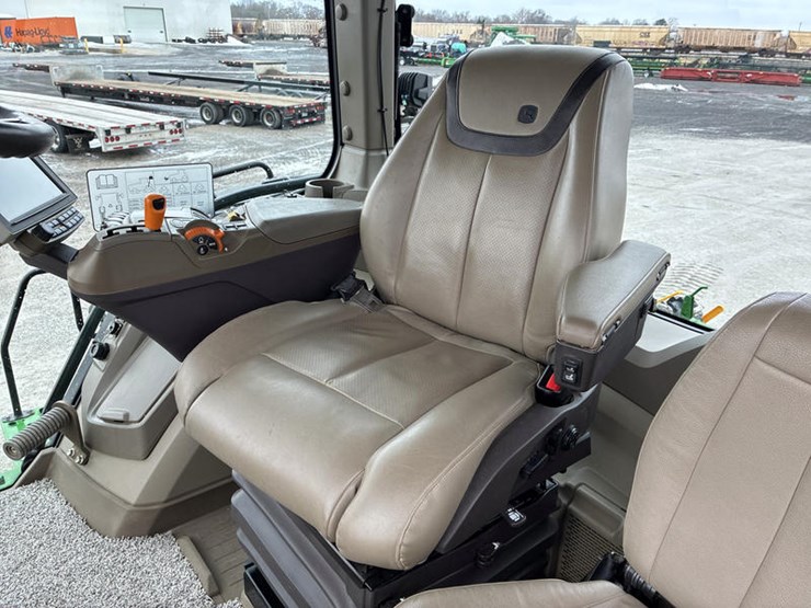 2021-john-deere-8rx-410-image-86