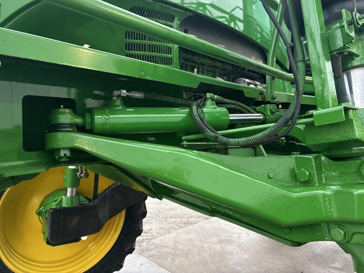 2011-john-deere-4830-image-49