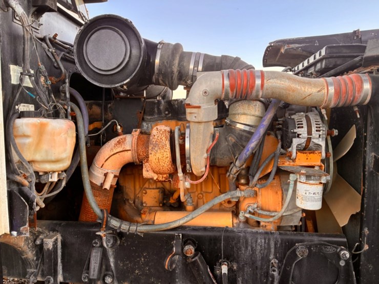 2001-peterbilt-378-image-8