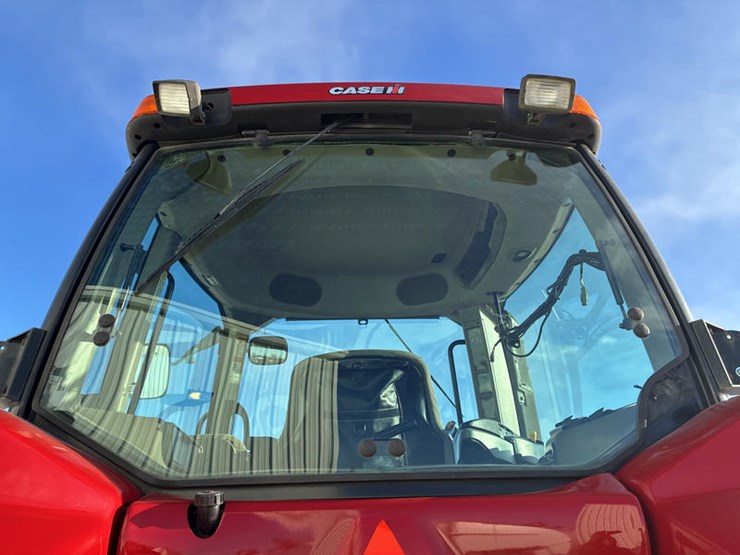 2011-case-ih-magnum-315-image-25