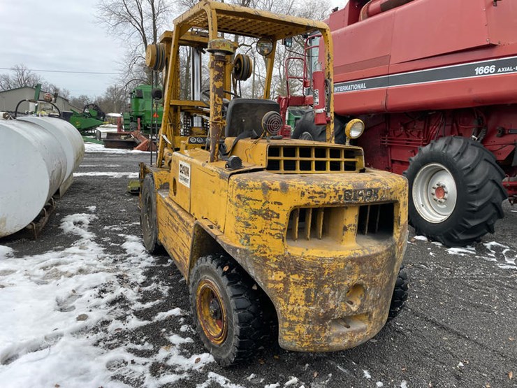 #114924-•-clark-forklift-#y6856982342-image-12