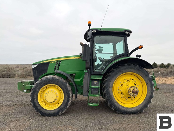2012-john-deere-7260r-image-2