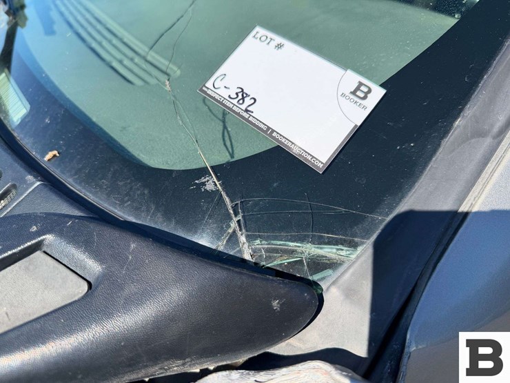 2003-gmc-2500-image-16