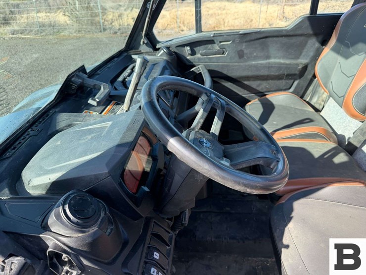 2023-can-am-defender-limited-hd10-atv-image-45