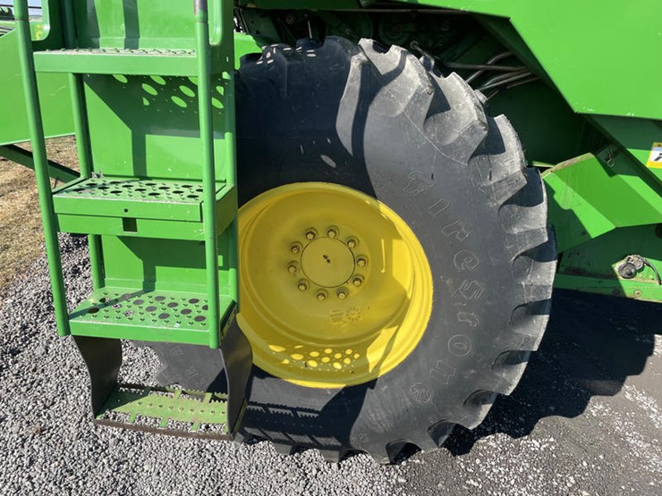 1990-john-deere-9400-image-28