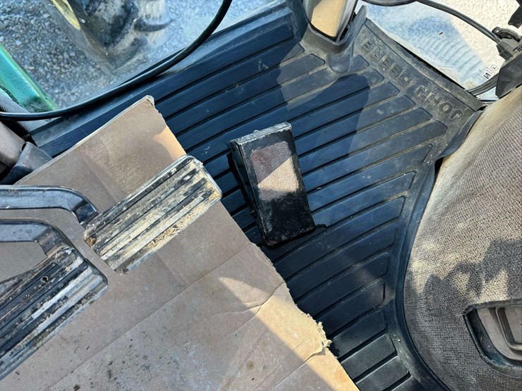 1998-john-deere-8100-image-30