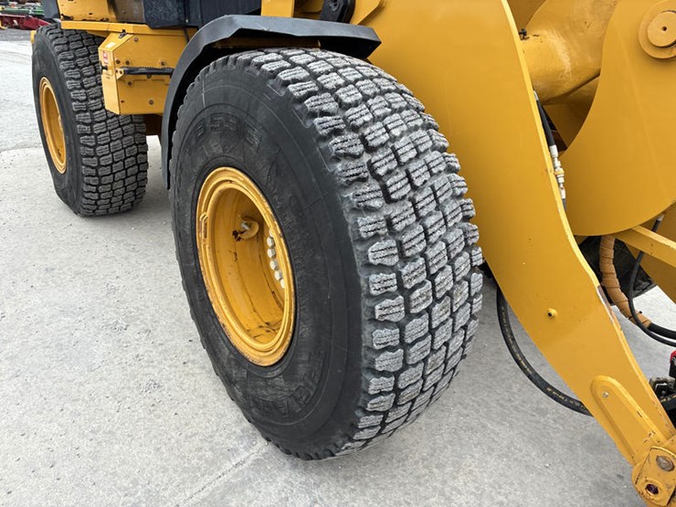 2021-caterpillar-926m-image-56