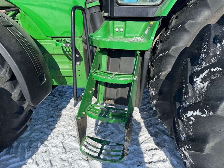 2012-john-deere-8310r-image-55