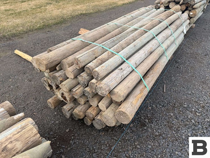 ..-wooden-posts-image-8