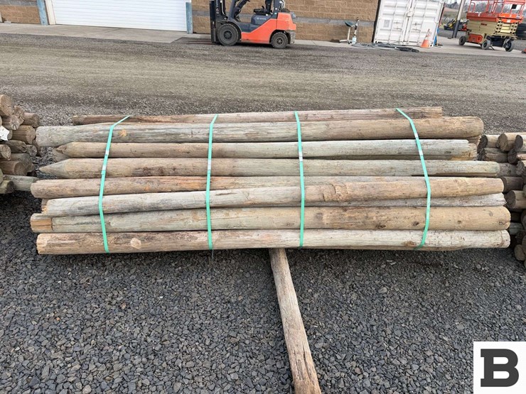 ..-wooden-posts-image-5