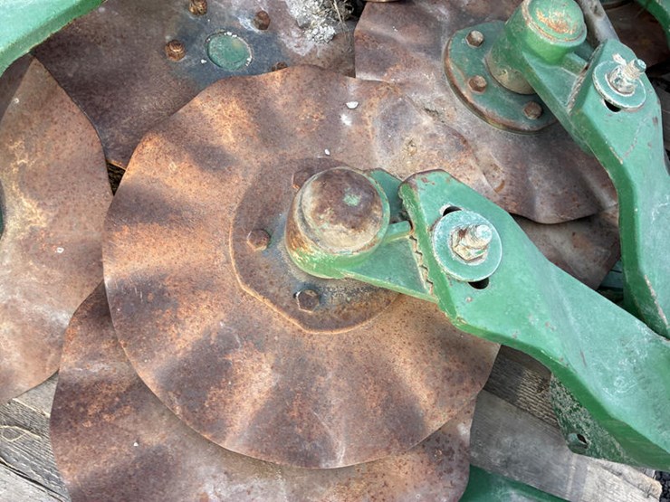 john-deere-7200-image-2