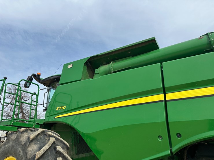 2020-john-deere-s770-image-24