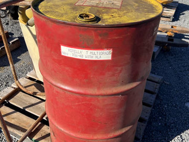 #114593-•-15-w40-shell-rotela-oil-image-1