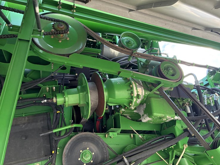 2009-john-deere-9570-sts-image-71