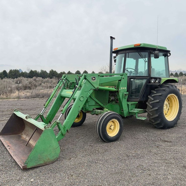 1983 JOHN DEERE 2350